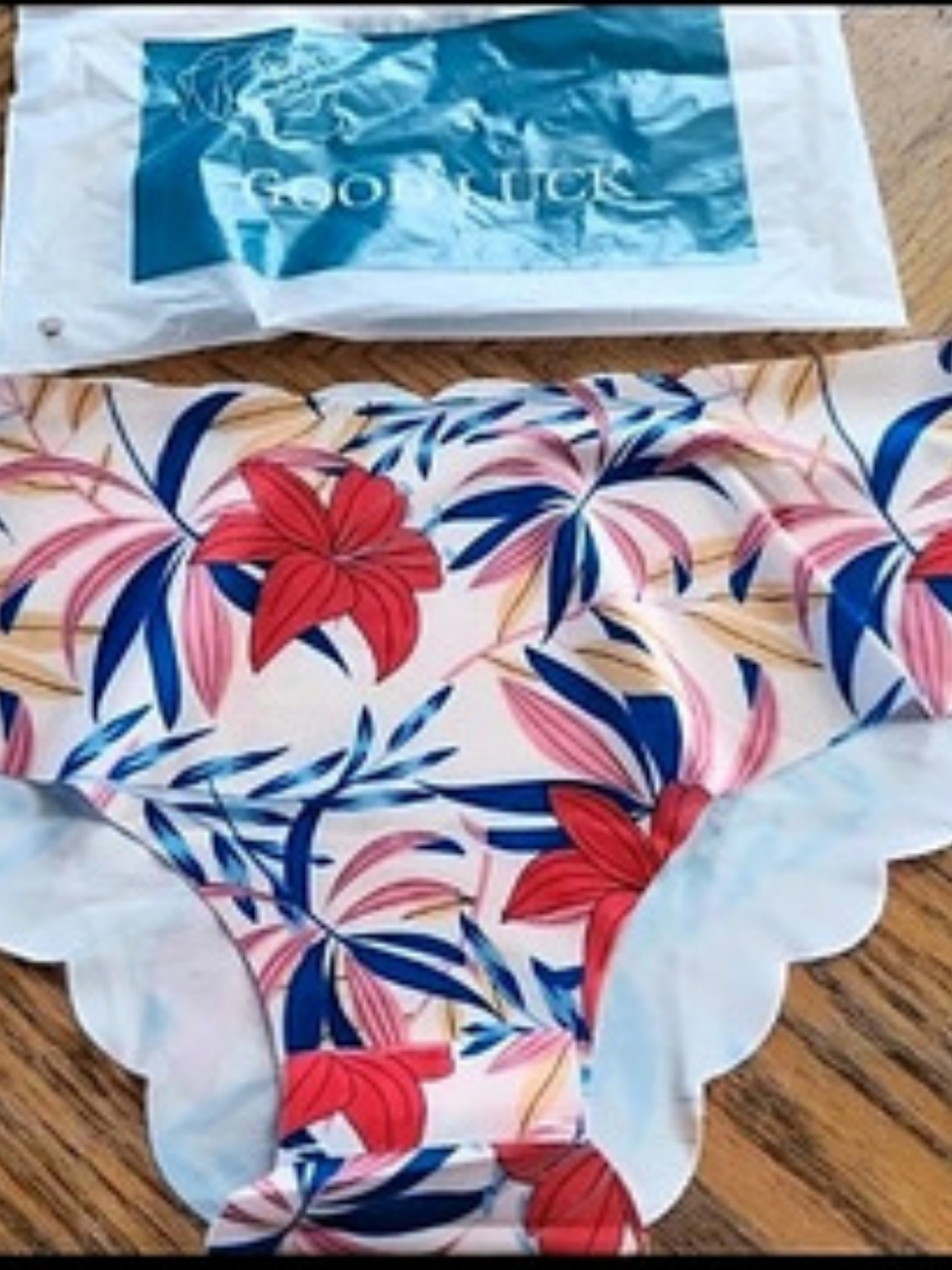 Goodluck Floral Scalloped Panties Size XL NWT